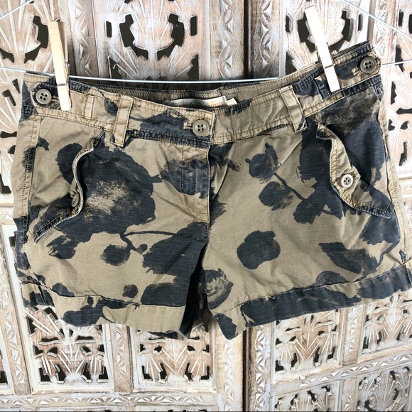 J. Crew Pants - J Crew floral camo utility shorts 0